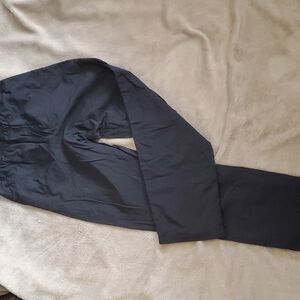 Ladies nylon lined pants size 30 court $5 if buying 2 or more items